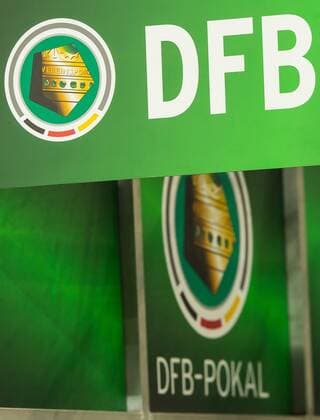 Dienstag 09.02.2016, DFB-Pokal Viertelfinale, Saison 2015 2016 in Stuttgart, VfB Stuttgart - BV Borussia Dortmund, feature DeFodi048