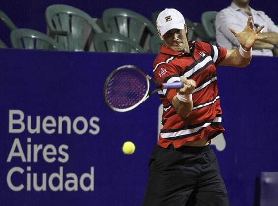 Austrian John Isner in action against Dusan Lajovic of Serbia during their match of the ATP Tennis Herren Buenos Aires tennis tournament at the Buenos Aires Lawn Tennis Center, in Buenos Aires, Argentina, 10 February 2016. ATP Buenos Aires tennis tournament !ACHTUNG: NUR REDAKTIONELLE NUTZUNG!  BAS 20160211-635907642364342720