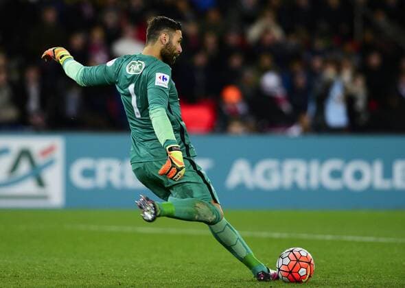 Salvatore Sirigu ( PSG ) - Fussball Frankreich, Coupe de France, Paris Saint Germain PSG vs. Olympique Lyon - 10 02 2016 FedericoPestellini Panoramic 