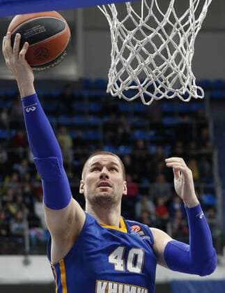 MOSCOW, RUSSIA. FEBRUARY 11, 2016. Khimki s Paul Davis in action in the 2015 16 Season Euroleague Top 16 Group F Round 7 basketball match against Real Madrid at Dynamo Sports Palace in Krylatskoye. Real Madrid won the game 93:82. Mikhail Japaridze TASS  TS017038
