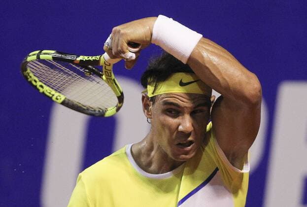 Spanish Rafel Nadal in action against Argentine Juan Monaco during his match of the tennis ATP Tennis Herren Tournament of Buenos Aires, Argentina, 11 February 2016. EFE David Fernandez ATP tournament of Buenos Aires !ACHTUNG: NUR REDAKTIONELLE NUTZUNG!  BAS00 20160212-635908434730425935