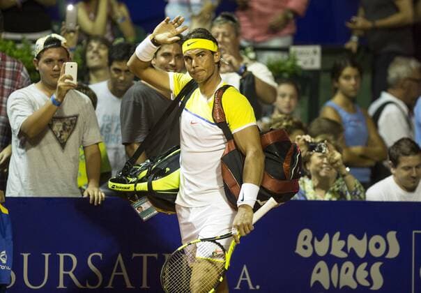 (160212) -- BUENOS AIRES, Feb. 12, 2016 -- Spanish tennis player Rafael Nadal waves during the match of the ATP Tennis Herren Argentina Open against Argentina s Juan Monaco at Buenos Aires Lawn Tennis Club in Buenos Aires, capital of Argentina, on Feb. 11, 2016. Martin Zabala) (fnc) (rtg) (SP)ARGENTINA-BUENOS AIRES-TENNIS-OPEN e MARTINxZABALA 