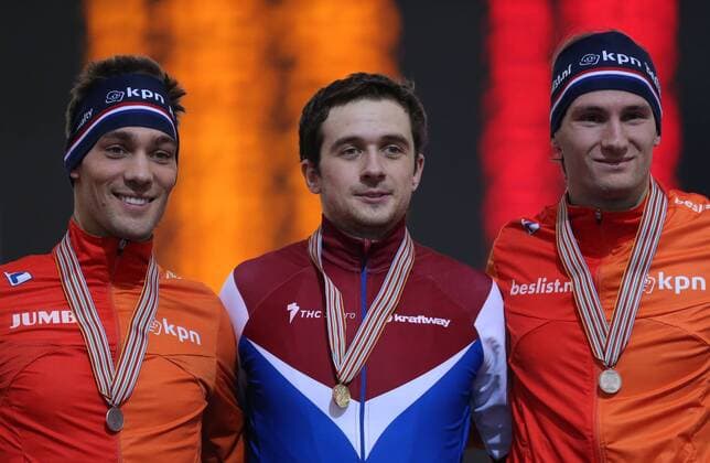 MOSCOW REGION, RUSSIA. FEBRUARY 12, 2016. Silver medallist Kjeld Nuis of the Netherlands, gold medal winner Denis Yuskov of Russia, and bronze medallist Thomas Krol of the Netherlands (L-R) during the podium ceremony for men s 1500m at 2016 ISU World Single Distances Speedskating Championships in Kolomna, Moscow Region. Sergei Savostyanov TASS  TS017190