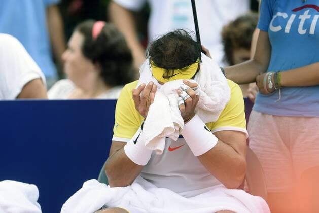 Spanish Rafel Nadal during the ATP Tennis Herren Tournament of Buenos Aires semifinals match played against Austrian Dominic Thiemi, in Buenos Aires, Argentina, 13 February 2016. ATP TOURNAMENT OF BUENOS AIRES !ACHTUNG: NUR REDAKTIONELLE NUTZUNG!  BAS20 20160213-635909908313247593
