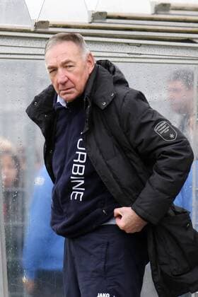 Bernd Schröder (Bernd Schroeder, Trainer, Potsdam), enttäuscht schauend, Enttäuschung, Frustration, disappointed, pessimistisch, Fussball, Allianz Frauen-Bundesliga, SC Freiburg - 1. FFC Turbine Potsdam, xozx