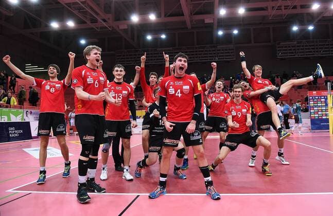 Volleyball Saison 2015 2016 14.02.2016 1. Volleyball Bundesliga TV Rottenburg - SWD powervolleys Dueren JUBEL TVR, Teamjubel 