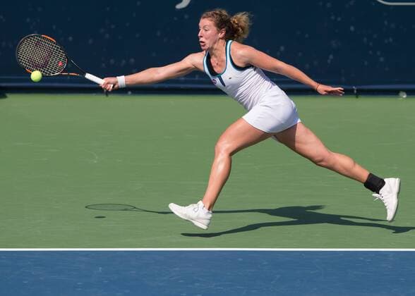 Anna-Lena Friedsam (GER) Tennis - Dubai Tennis Championships 2016 - WTA Tennis Damen - Dubai Duty Free Tennis Stadium - Dubai - - United Arab Emirates - 15 February 2016.