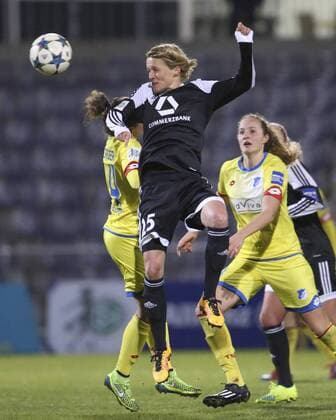 Frankfurt Lina Burger (Hoffenheim, 14), Saskia Bartusiak (FFC, 25) und Fabienne Dongus (Hoffenheim, 33) Copyright: Roskaritzx Eibner-Pressefoto EP_rrz