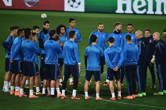 Fußball, Champions League, Real Madrid Training Zinedine Zidane and the players Roma 16-02-2016 Stadio Olimpico, Football, Real Madrid press conference PK Pressekonferenz and training the day before champions league andreaxstaccioli