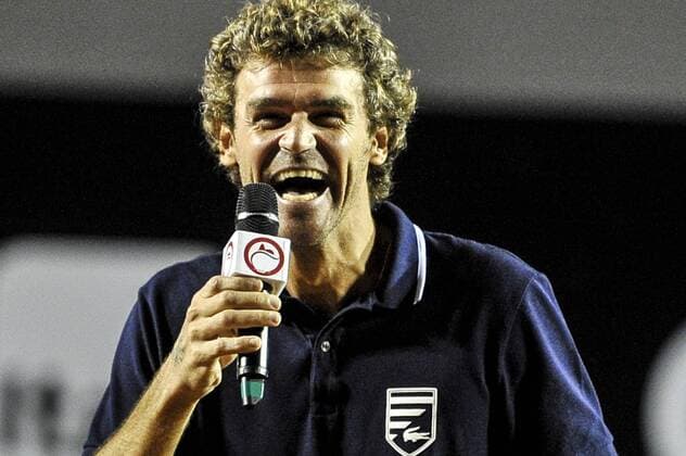 Rio Open 2016 RIO DE JANEIRO, Brazil - 02 16 2016: RIO OPEN 2016 - Gustavo Kuerten receives honor for Rio Open 2016. (Photo: Marcelo Cortes FotoArena)  MarceloxCortes