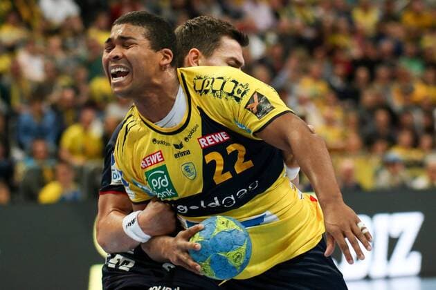 kein Durchkommen für Mads Mensah Larsen (RM, RNL, 22), Handball, DKB Bundesliga, Mannheim, Rhein-Neckar Löwen - SG Flensburg-Handewitt, xozx