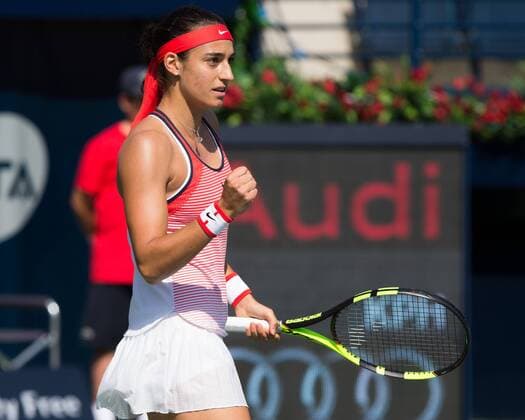 Caroline Garcia (FRA) macht die Faust und jubelt, Jubel,Emotion, Tennis - Dubai Tennis Championships 2016 - WTA Tennis Damen - Dubai Duty Free Tennis Stadium - Dubai - - United Arab Emirates - 18 February 2016.