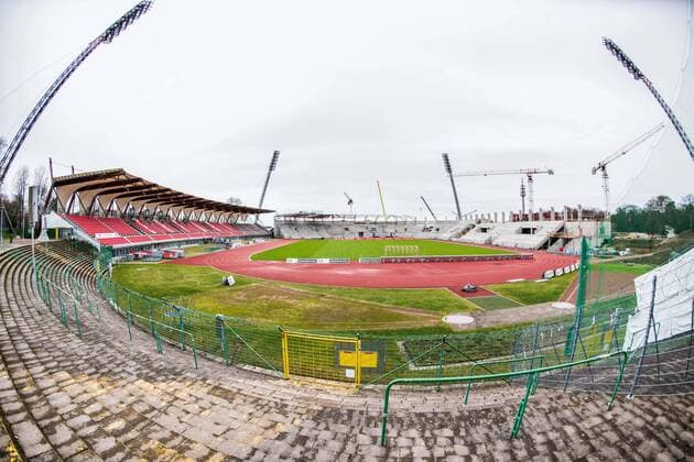 Erfurt , 011215 , Bau der Multifunktionsarena im Erfurter Steigerwaldstadion Im Bild: Bauarbeiten im Steigerwaldstadion
