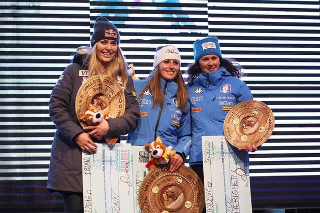 ALPINE SKIING - FIS WC La Thuile LA THUILE,ITALY,20.FEB.16 - ALPINE SKIING - FIS World Cup, downhill, ladies, award ceremony. Image shows the rejoicing of Lindsey Vonn (USA), Nadia Fanchini and Daniela Merighetti (ITA). GEPAxpictures xDanielxGoetzhaber