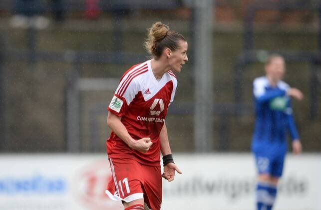 21.02.2016, xjkx, Fussball 1.Bundesliga Damen, Turbine Potsdam - 1.FFC Frankfurt, emspor, v.l. Simone Laudehr (Frankfurt, 11), Jubel, jubeln, Freude, Sieg, freuen, Erfolg