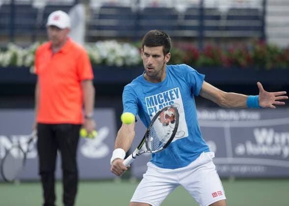 Novak Djokovic Team, Training Tennis - Dubai Duty Free Tennis Championships - ATP Tennis Herren - - Dubai - - United Arab Emirates - 21 February 2016. Â