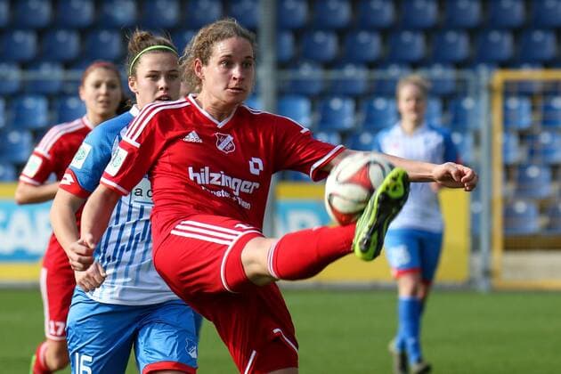 v.li.: Die österreichischen Nationalspielerinnen Nicole Billa (Hoffenheim, 16) und Nina Burger (Sand, 19), Fussball, Allianz Frauen-Bundesliga, TSG 1899 Hoffenheim - SC Sand, xozx