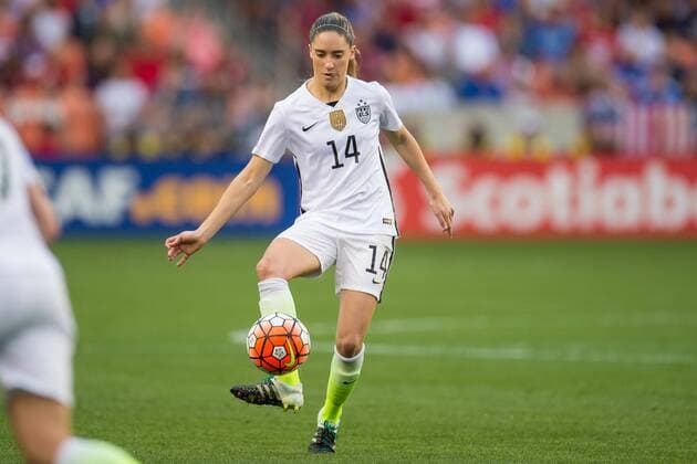 Fußball, Damen, Olympia Quali, USA gewinnt CONCACAF-Finale gegen Kanada February 21, 2016: United States midfielder Morgan Brian (14) controls the ball during the Final match of the CONCACAF Olympic Qualifying tournament between Canada and the USA at BBVA Compass Stadium in Houston, TX. USA won 2-0... Soccer 2016: Canada vs USA FEB 21 - ZUMAc04_