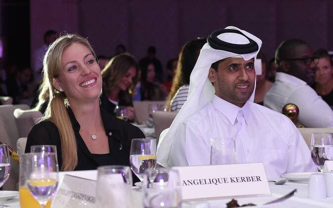 Doha Qatar, Tennis 2016 Qatar Total Open Playersparty v.L.:Angelique Kerber ,Deutschland und QTF President Nasser Bin Ghanim Al Khelaifi