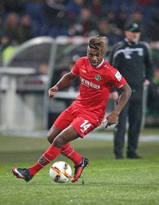 Sonntag 21.02.2016, 1. Bundesliga, Saison 2015 2016, 22. Spieltag in Hannover, Hannover 96 - FC Augsburg, Allan Saint-Maximin (Hannover) DeFodi502