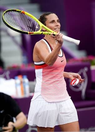 Roberta Vinci of Italy reacts during the women s singles match against Lesia Tsurenko of Ukraine at WTA Tennis Damen Qatar Open 2016 at the International Khalifa Tennis Complex of Doha, Qatar, Feb. 22, 2016. Roberta Vinci won 2-0. ) (SP)QATAR-DOHA-TENNIS-QATAR OPEN 2016-WOMEN S SINGLES Nikku 