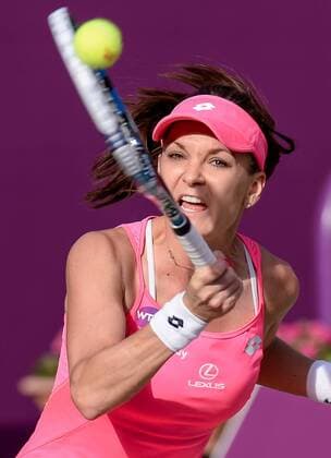 Agnieszka Radwanska of Poland competes during the women s singles second round match against Kateryna Bondarenko of Ukraine at the WTA Tennis Damen Qatar Open 2016 in Doha, Qatar, Feb. 23, 2016. Radwanska won 2-0. ) (SP)QATAR-DOHA-TENNIS-QATAR OPEN 2016-WOMEN S SINGLES Nikku 
