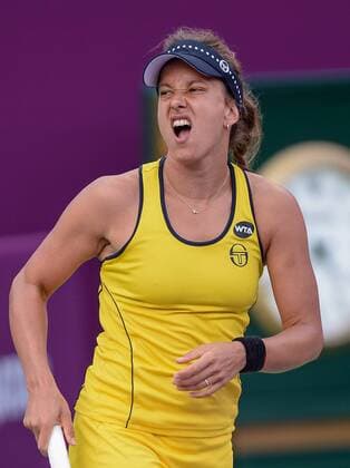 Barbora Strycova of the Czech Republic reacts during the women s singles second round match against Petra Kvitova of the Czech Republic at the WTA Tennis Damen Qatar Open 2016 in Doha, Qatar, Feb. 23, 2016. Kvitova won 2-0. ) (SP)QATAR-DOHA-TENNIS-QATAR OPEN 2016-WOMEN S SINGLES Nikku 