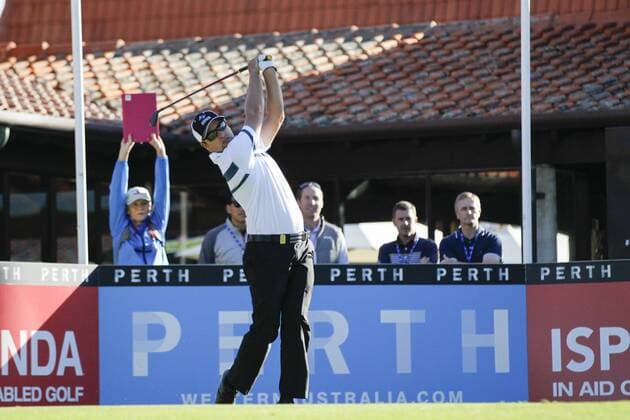 25.02.2016. Perth, Australia. ISPS HANDA Perth International Golf. Andrew Evans (AUS) hits his first shot for the tournament on tee 1 day 1. xActionxPlusxOperationsx  ActionPlus11710821