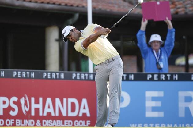 25.02.2016. Perth, Australia. ISPS HANDA Perth International Golf. Dimitrios Papadatos (AUS) hits his first shot for the tournament on tee 1 day 1. xActionxPlusxOperationsx  ActionPlus11710827