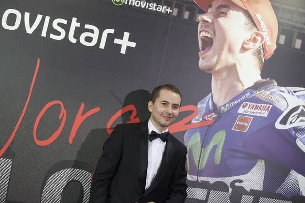 Bilder des Tages - SPORT Spanish MotoGP rider Jorge Lorenzo attends his documentary presentation in Madrid, Spain. February 25, 2016.  (20160225037)