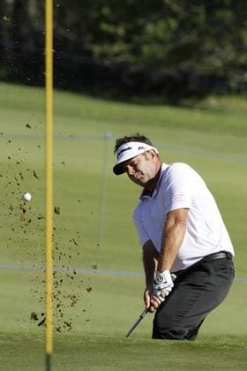 26.02.2016. Perth, Australia. ISPS HANDA Perth International Golf. Scott Barr (AUS) plays out of the bunker at the 12th green during day 2. xDavidxWoodleyx  ActionPlus11711144