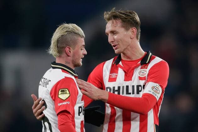 (L-R) Maxime Lestienne of PSV, Luuk de Jong of PSV during the Dutch Eredivisie match between PSV Eindhoven and ADO Den Haag at the Phillips stadium on February 27, 2016 in Eindhoven, The Netherlands PSV Eindhoven v ADO Den Haag Dutch Eredivisie 2015 2016 xVIxxIVx 5058054