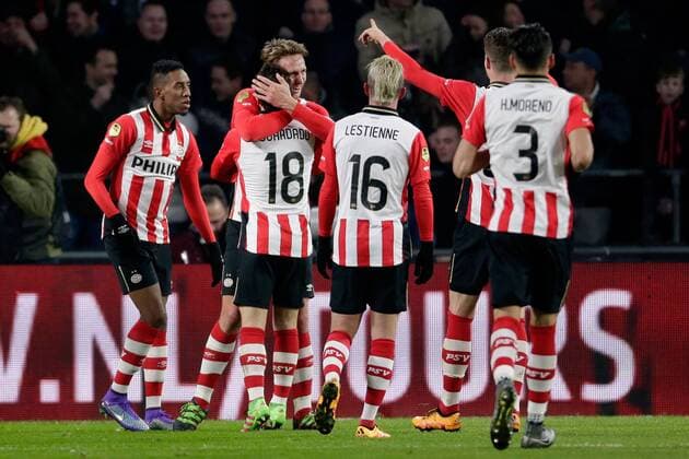 (L-R) Joshua Brenet of PSV, Andres Guardado of PSV, Davy Propper of PSV, Maxime Lestienne of PSV, Marco van Ginkel of PSV, Hector Moreno of PSV during the Dutch Eredivisie match between PSV Eindhoven and ADO Den Haag at the Phillips stadium on February 27, 2016 in Eindhoven, The Netherlands PSV Eindhoven v ADO Den Haag Dutch Eredivisie 2015 2016 xVIxxIVx 5058069