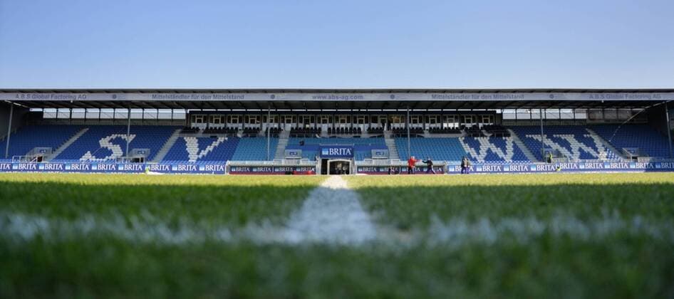 Fußball, Stadiongeschichte SV Wehen Wiesbaden Fußball 3. Liga 27. Spieltag SV Wehen Wiesbaden am 27.02.2016 in der Brita-Arena in Wiesbaden Stadion des SV Wehen Wiesbaden Foto: osnapix ff