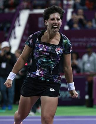 Bilder des Tages - SPORT Carla Suarez Navarro of Spain celebrates after winning the women s singles final against Jelena Ostapenko of Latvia at the WTA Tennis Damen Qatar Total Open 2016 at the International Khalifa Tennis Complex in Doha, Qatar February 27, 2016. Carla Suarez Navarro won 2-1 and claimed the title. ) (SP)QATAR-DOHA-TENNIS-WTA QATAR OPEN 2016 Nikku 