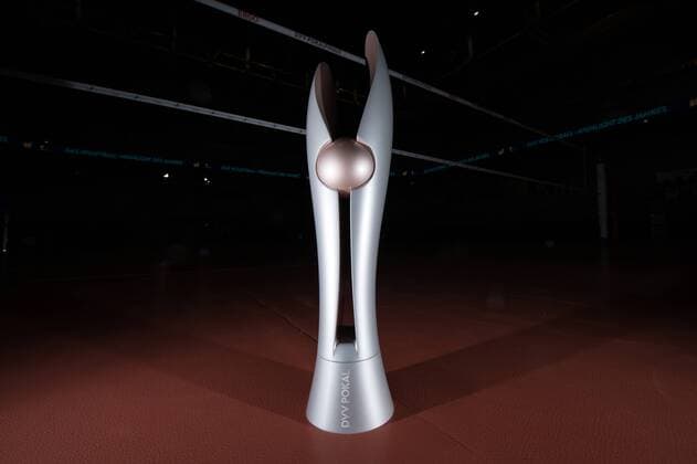 28.02.2016, SAP Arena, Mannheim Volleyball, DVV-Pokal Finale, Feature Pokal Trophy Frauen DVV-Pokal Finale Feature