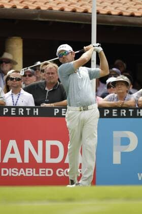 28.02.2016. Perth, Australia. ISPS HANDA Perth International Golf. Louis Oosthuizen (ZAF) tees off at the first for his final round. xDavidxWoodleyx  ActionPlus11712241