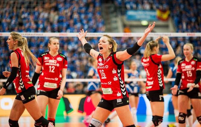 Mannheim, Deutschland, 28.02.2016: Volleyball DVV Pokalfinale 2016 - Finale der Frauen - Allianz MTV Stuttgart - Dresdner SC. Katharina Schwabe (Dresden 16)