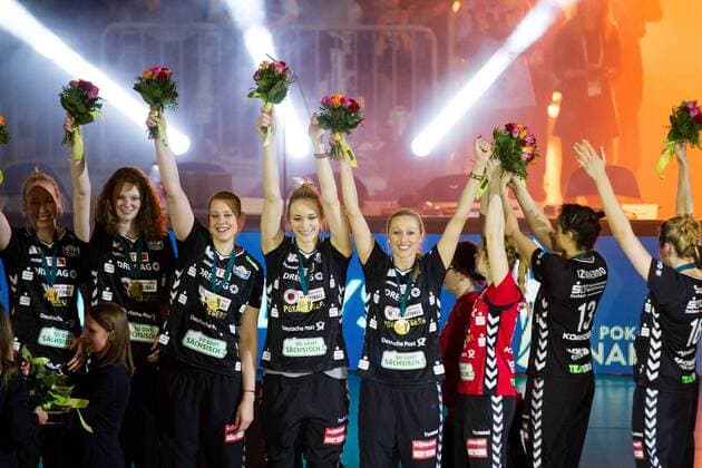 Mannheim Jubel Dresden; Volleyball DVV-Pokalfinale 2016, SAP-Arena, Mannheim Deutschland, 20160228; Finale Herren: TV Ingersoll Buehl vs Berlin Recycling Volleys Copyright: Wuechner Eibner-Pressefoto EP_NWR