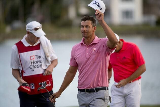 28 February 2016: Adam Scott waves his hat to the fans after winning the final round of the Honda Classic at the PGA Golf Herren National Resort & Spa in Palm Beach Gardens, FL. (Photo by Doug Murray Icon Sportswire) GOLF: FEB 28 PGA - The Honda Classic - Final Round Icon796160228018 EDITORIAL USE ONLY