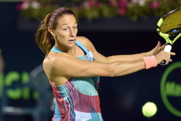 Colombian Mariana Duque returns the ball to British Johanna Konta during a match in the first day of the Monterrey Open in Mexico, on 29 February 2016. Monterrey Open !ACHTUNG: NUR REDAKTIONELLE NUTZUNG!  MEX01 20160301-635924013569923603