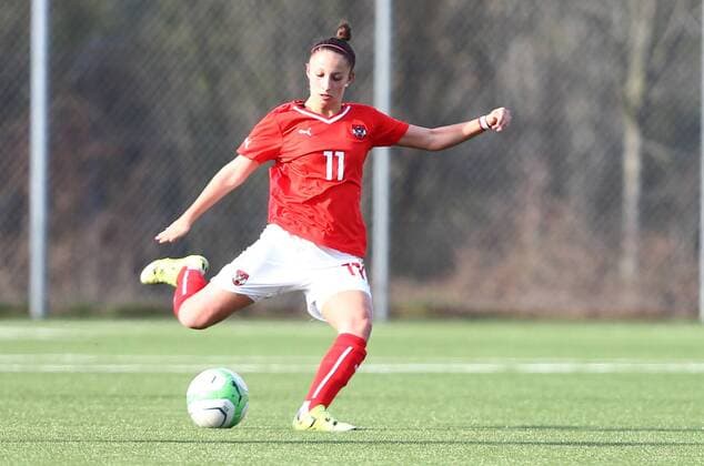 SOCCER - U19 test match, ladies, AUT vs FIN LINDABRUNN,AUSTRIA,02.MAR.16 - SOCCER - OEFB international match Länderspiel test match, Under 19, ladies, Austria vs Finland. Image shows Nina Wasserbauer (AUT). GEPAxpictures xCh.xKelemen