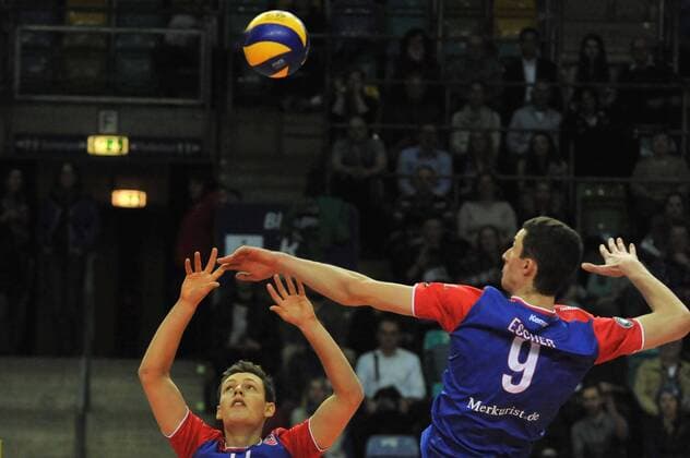 02.03.2016, xtkx, Volleyball 1.Bundesliga, United Volleys - TSV Herrsching, emspor v.l. Jan Zimmermann (United Volleys) , Georg Escher (United Volleys) ,