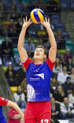 Volleyball Hessen - 1. Bundesliga Männer 02.03.2016 United Volleys Rheinmain (blau) - TSV Herrsching (blau) v.l. Jan Zimmermann (RheinMain 17) United Volleys Rheinmain - TSV Herrsching