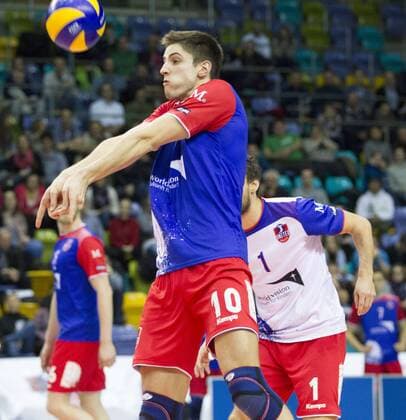 Volleyball Hessen - 1. Bundesliga Männer 02.03.2016 United Volleys Rheinmain (blau) - TSV Herrsching (blau) v.l. Moritz Reichert (RheinMain 10) United Volleys Rheinmain - TSV Herrsching