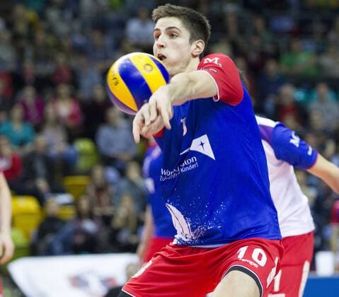 Volleyball Hessen - 1. Bundesliga Männer 02.03.2016 United Volleys Rheinmain (blau) - TSV Herrsching (blau) v.l. Moritz Reichert (RheinMain 10) United Volleys Rheinmain - TSV Herrsching