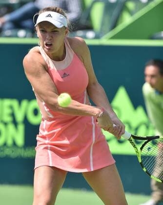 Danish tennis player Caroline Wozniacki in action before Belorussian Olga Govortsova during a Mexico Tennis Open third journey match held at Monterrey, Mexico, 02 March 2016. MOTERREY TENNIS OPEN !ACHTUNG: NUR REDAKTIONELLE NUTZUNG!  MON20 20160302-635925542240055692