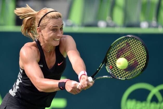 Croatian tennis player Petra Martic in action against French Caroline Garcia during a Monterrey Tennis Open third journey match held in Monterrey, Mexico, 02 March 2016. EFE Miguel Serra MONTERREY TENNIS OPEN !ACHTUNG: NUR REDAKTIONELLE NUTZUNG!  MON455 20160303-635925606467665534