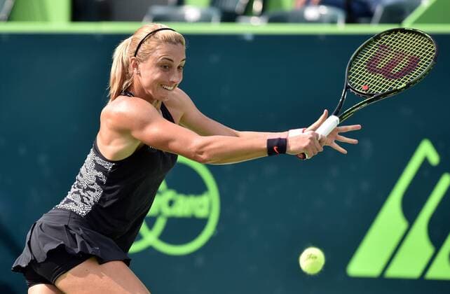 Croatian tennis player Petra Martic in action against French Caroline Garcia during a Monterrey Tennis Open third journey match held in Monterrey, Mexico, 02 March 2016. EFE Miguel Serra MONTERREY TENNIS OPEN !ACHTUNG: NUR REDAKTIONELLE NUTZUNG!  MON456 20160303-635925607096657534