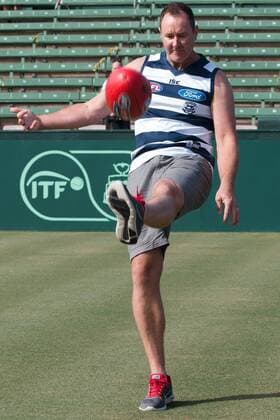 March 3, 2016: Ben Graham, a former Australian football and NFL American Football Herren USA player assists with the official draw process by kicking a ball at the BNP Paribas Davis Cup World Group first round tie between Australia and USA at Kooyong tennis club in Melbourne, Australia. Tennis 2016: Davis Cup AUS v USA Draw - ZUMAc04_